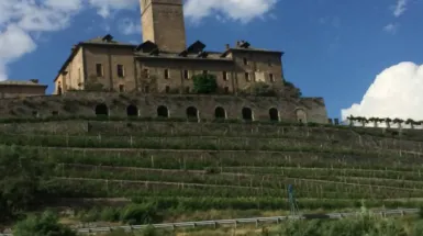 Valle D'Aosta tra castelli e trekking