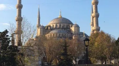 Bosforo, Moschee gigantesche e cibo delizioso: eccoci ad Istanbul